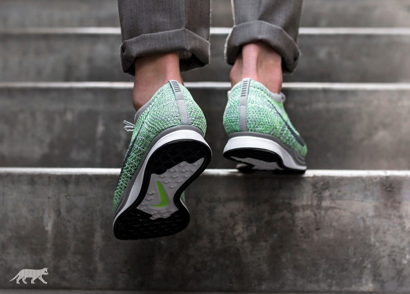 Nike Flyknit Racer Pistachio 526628 103 Grailify